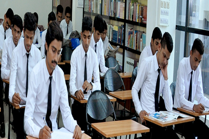Laxmi Memorial College of Hotel Management, Mangalore Classroom of Laxmi Memorial College of Hotel Management Mangalore